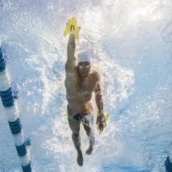 Equipment Finis Freestyler Paddles